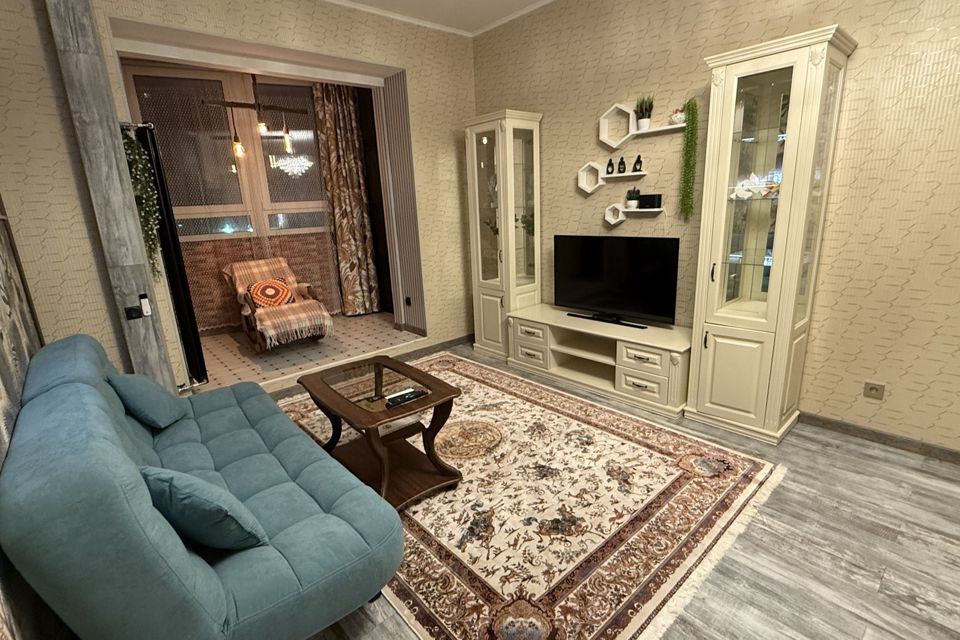 Сдаётся 1-комнатная квартира, 54 м²