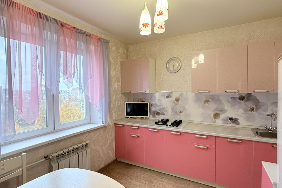 Продаётся 3-комнатная квартира, 65.8 м²