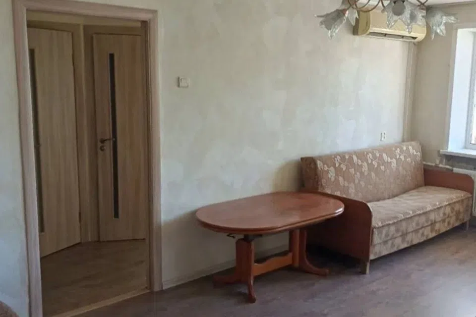 Продаётся 3-комнатная квартира, 54.3 м²