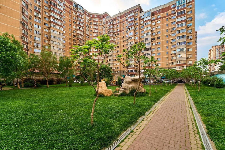 Продаётся 2-комнатная квартира, 56.1 м²