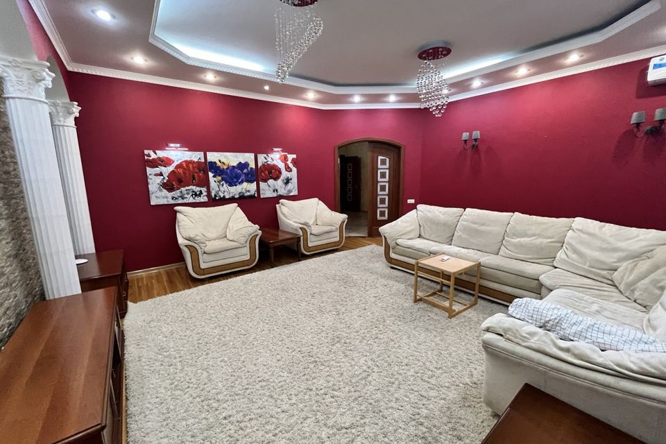 Продаётся 2-этажный дом, 223 м²