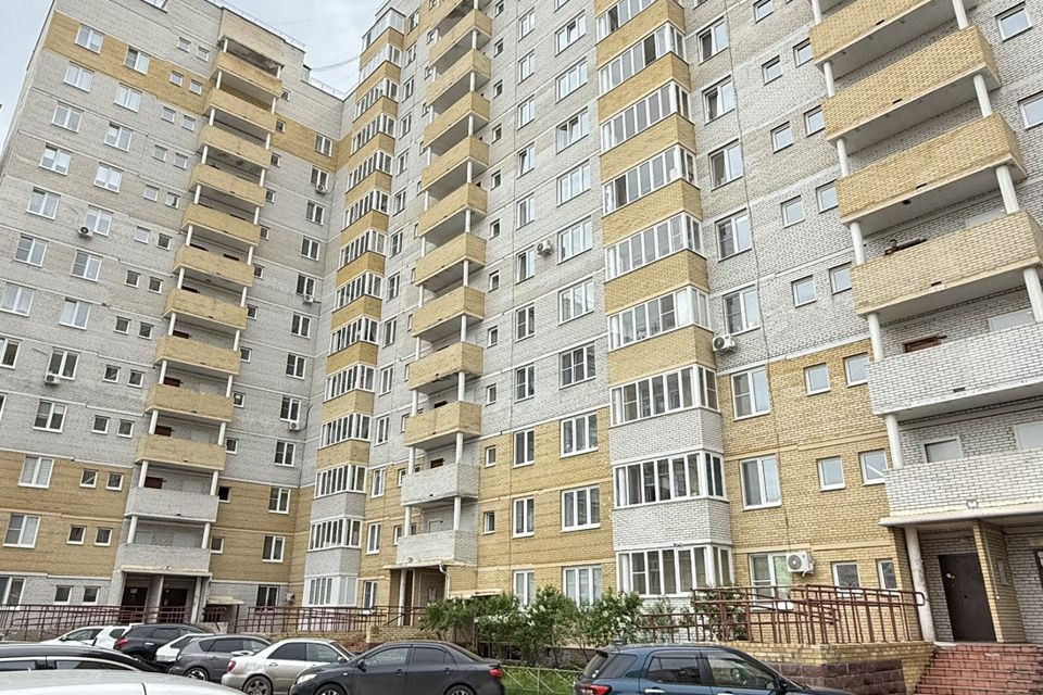 Продаётся 2-комнатная квартира, 55.8 м²
