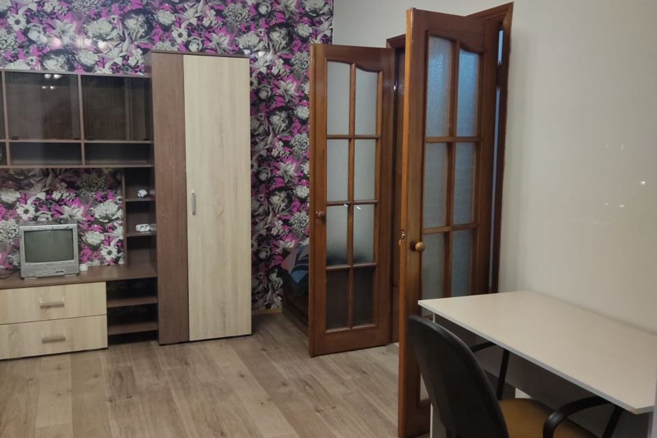 Продаётся 1-комнатная квартира, 35.8 м²