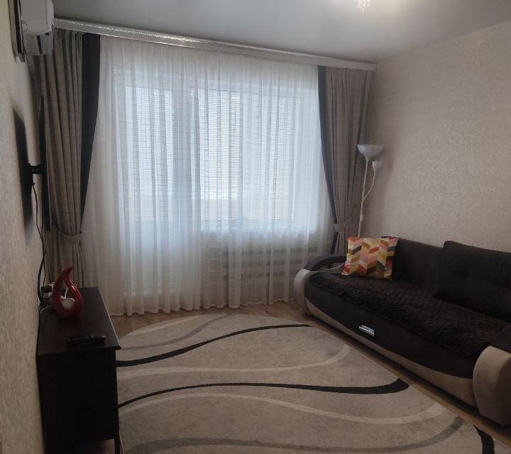 Сдаётся 2-комнатная квартира, 60 м²