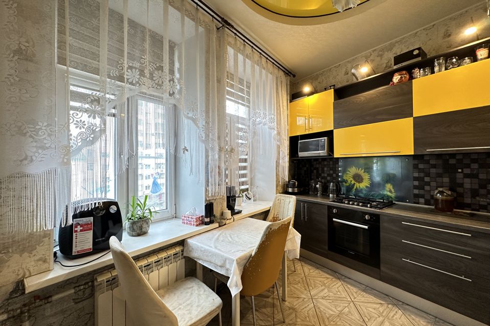 Продаётся 3-комнатная квартира, 75.3 м²
