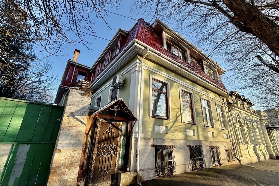 Продаётся 5-комнатная квартира, 161.8 м²