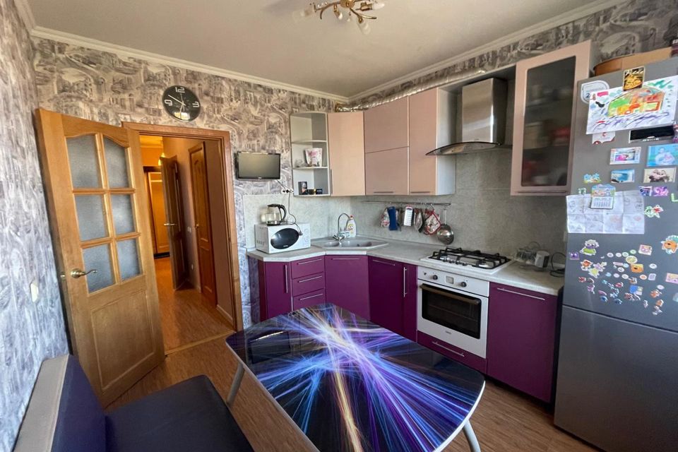 Продаётся 2-комнатная квартира, 55.7 м²