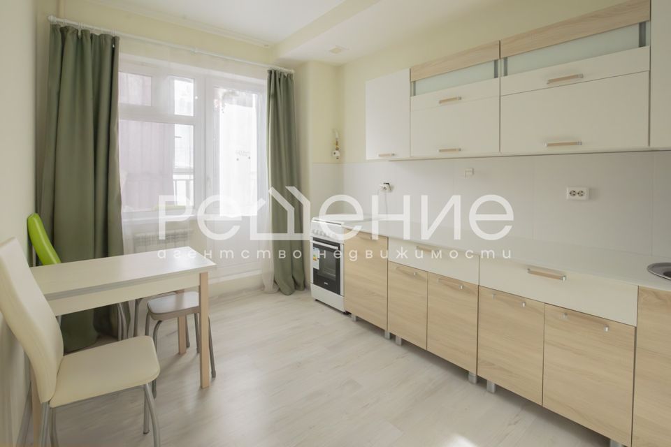 Продаётся 1-комнатная квартира, 38 м²