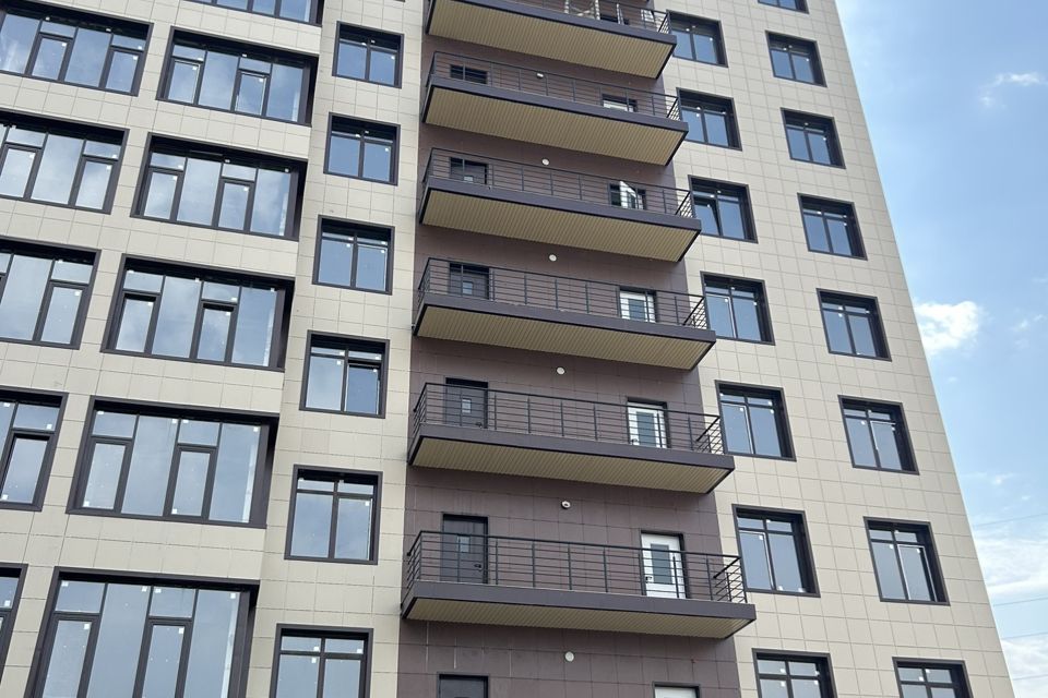 Продаётся 2-комнатная квартира, 96.4 м²