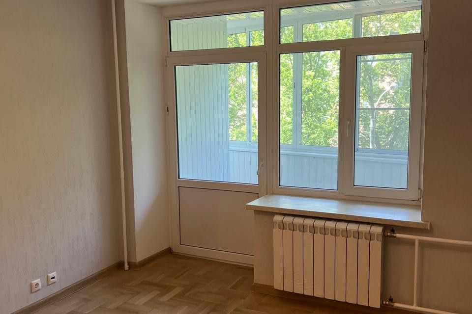 Продаётся 1-комнатная квартира, 38.2 м²