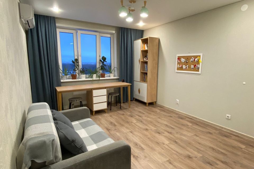 Продаётся 1-комнатная квартира, 35.7 м²