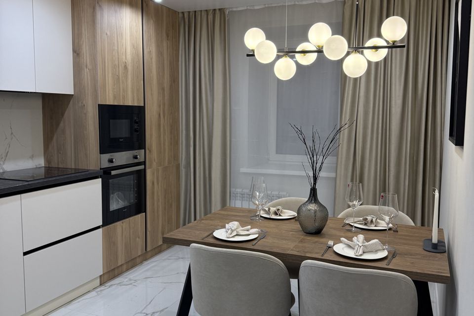 Продаётся 2-комнатная квартира, 55.5 м²