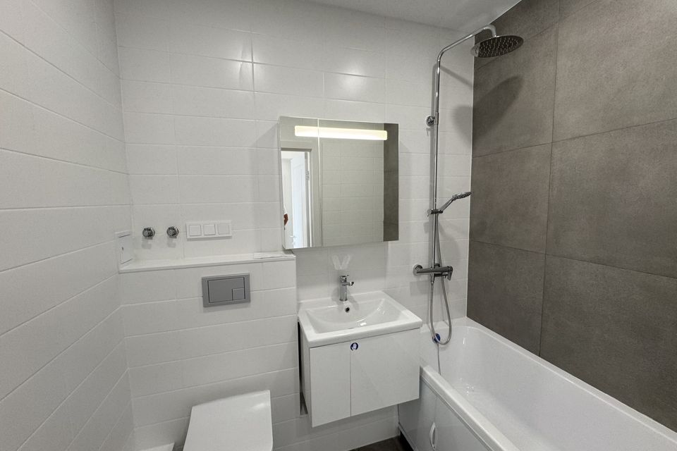 Продаётся 3-комнатная квартира, 53.9 м²
