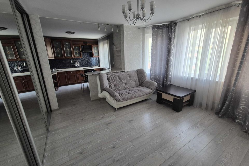 Продаётся 2-комнатная квартира, 56 м²