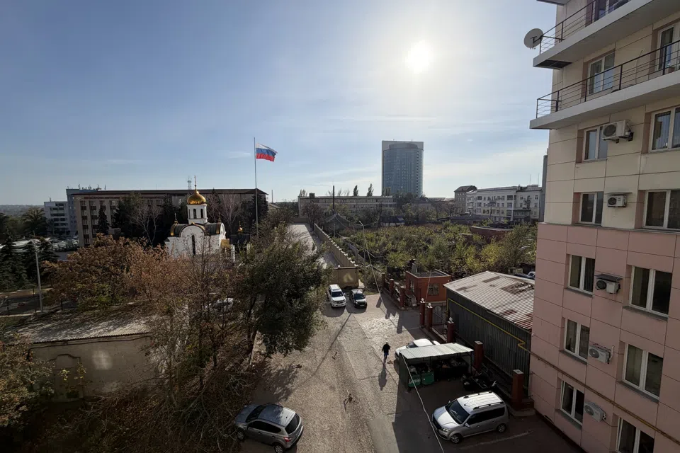 Продаётся 4-комнатная квартира, 90 м²