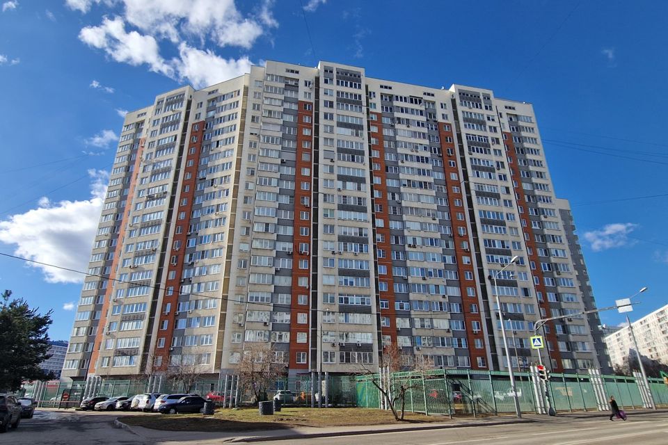 Продаётся 3-комнатная квартира, 113.8 м²