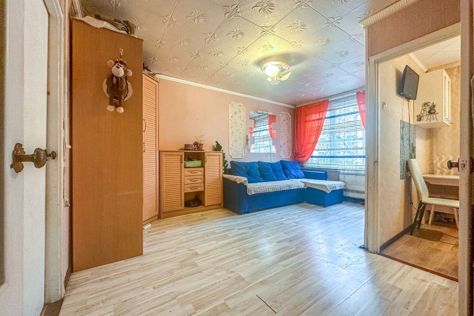 Продаётся 3-комнатная квартира, 41.5 м²