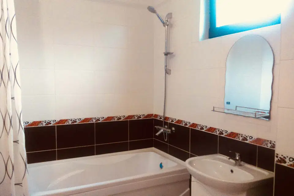 Продаётся 2-комнатная квартира, 63 м²