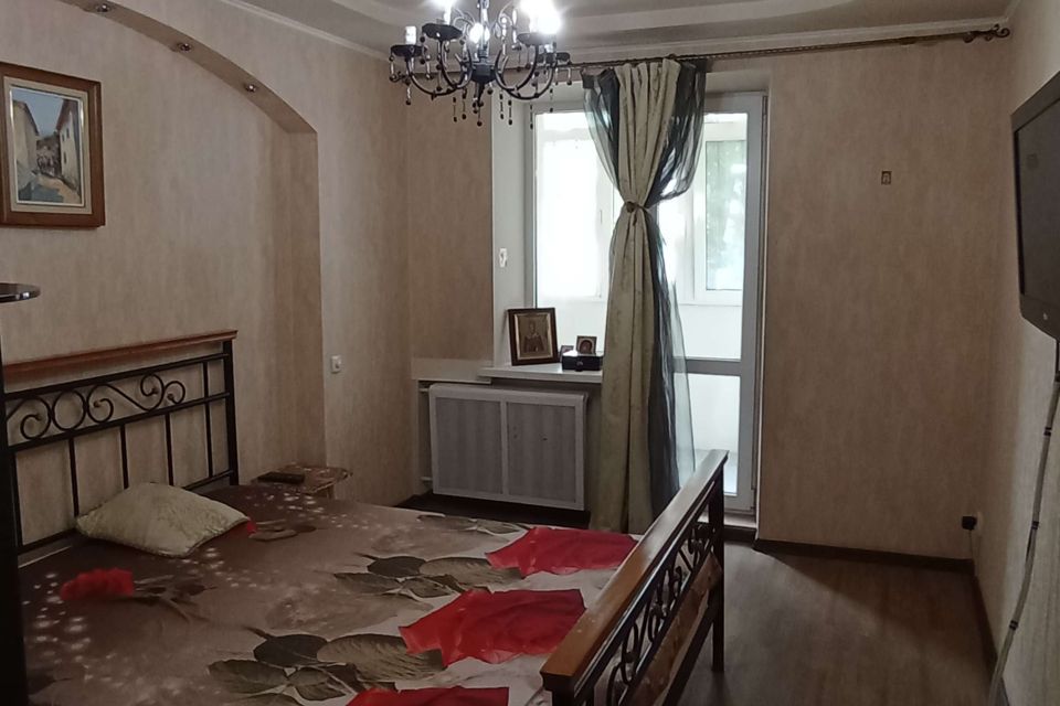 Продаётся 3-комнатная квартира, 70 м²