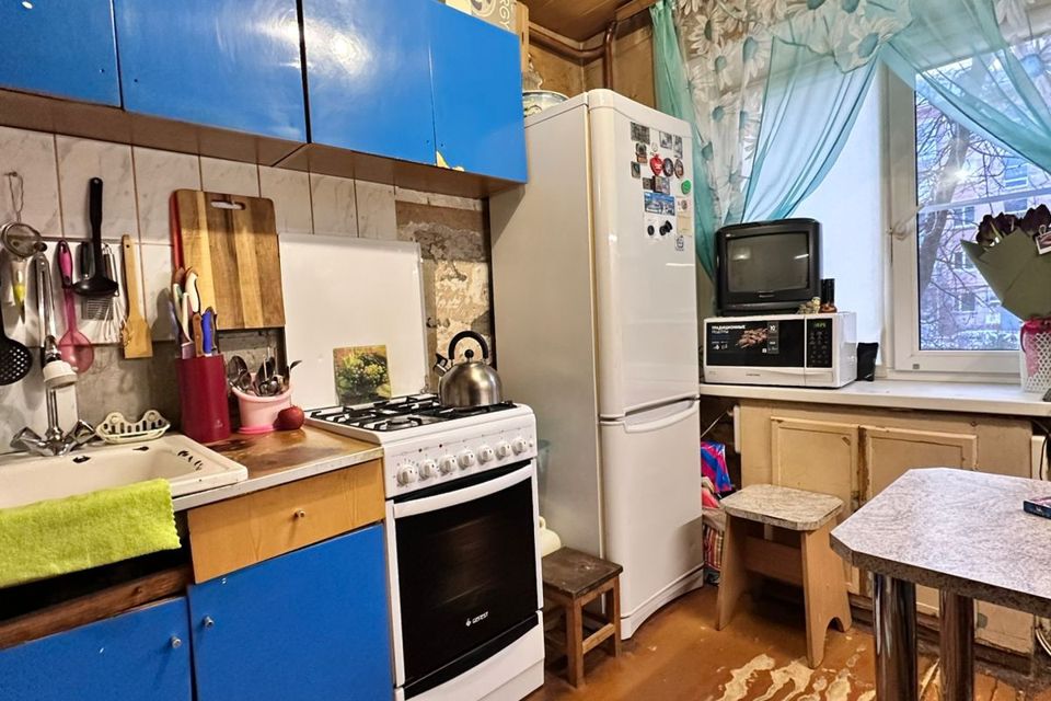 Продаётся 1-комнатная квартира, 42.8 м²