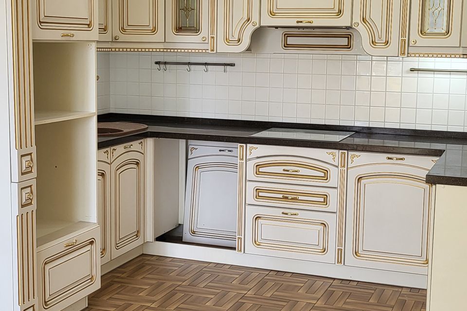 Продаётся 2-комнатная квартира, 77 м²