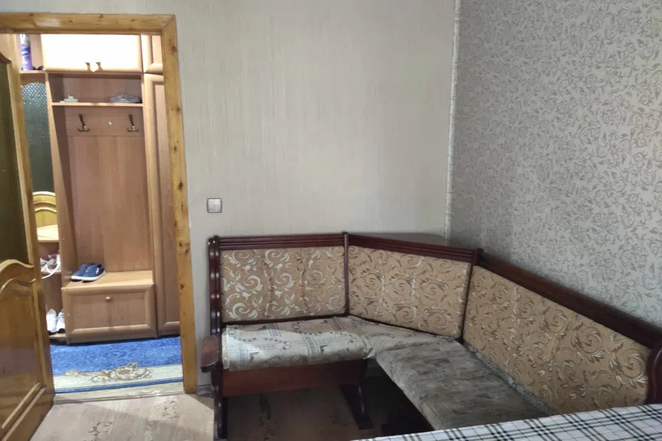 Продаётся 3-комнатная квартира, 57.1 м²