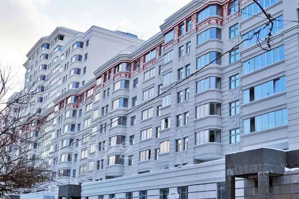 Продаётся 3-комнатная квартира, 114 м²