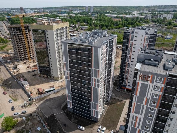 Продаётся 1-комнатная квартира, 41.9 м²
