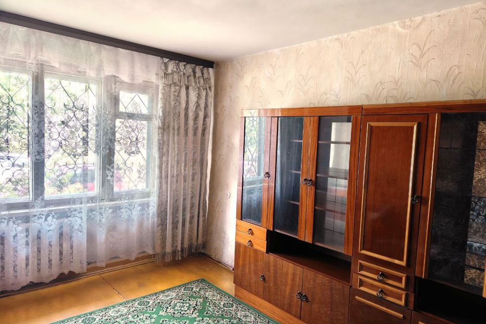 Продаётся 3-комнатная квартира, 61.9 м²