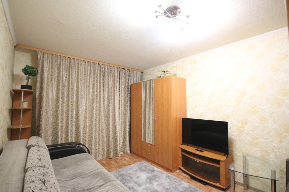 Продаётся 1-комнатная квартира, 35.2 м²