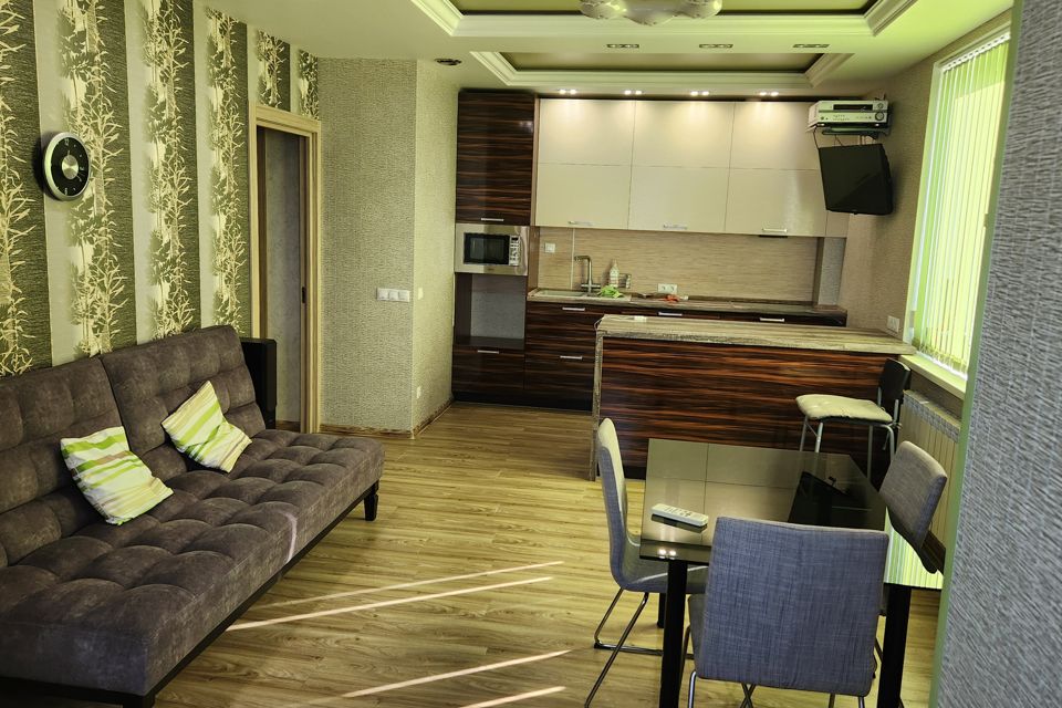Продаётся 3-комнатная квартира, 94 м²