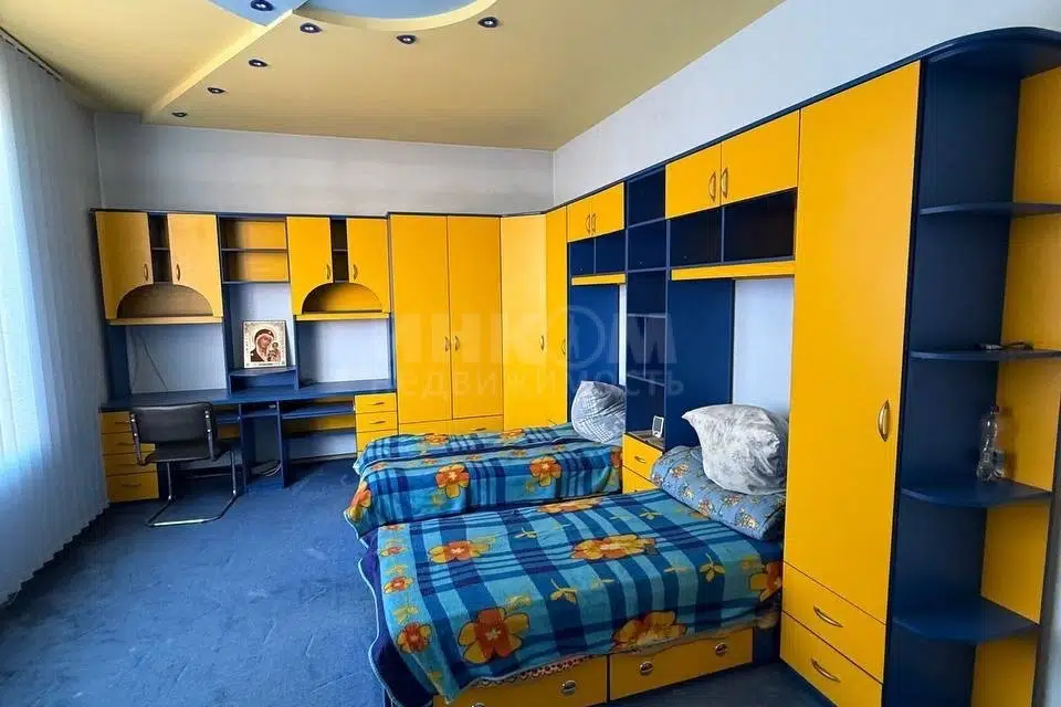 Продаётся 1-этажный дом, 195 м²