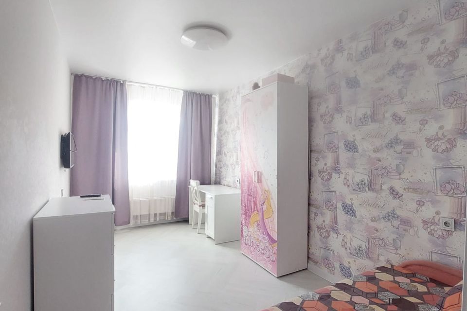 Продаётся 4-комнатная квартира, 71.5 м²