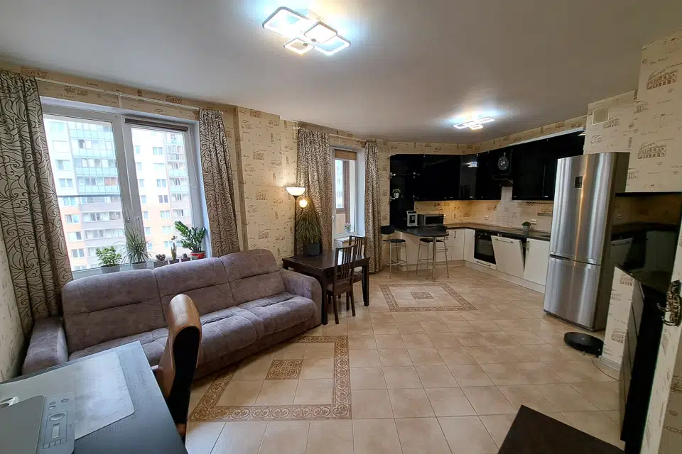 Продаётся 2-комнатная квартира, 63.3 м²