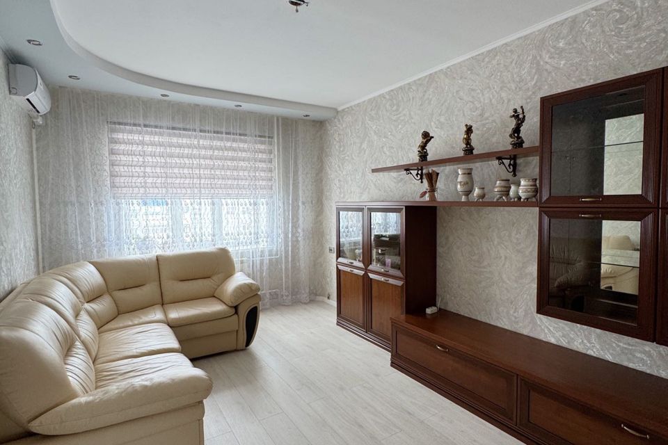 Продаётся 3-комнатная квартира, 77.3 м²