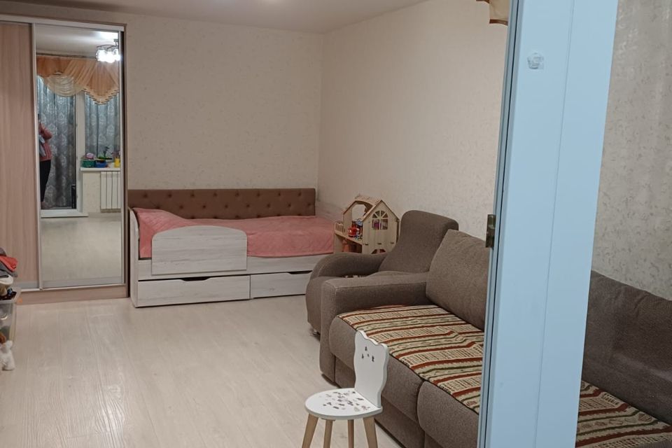 Продаётся 1-комнатная квартира, 37 м²