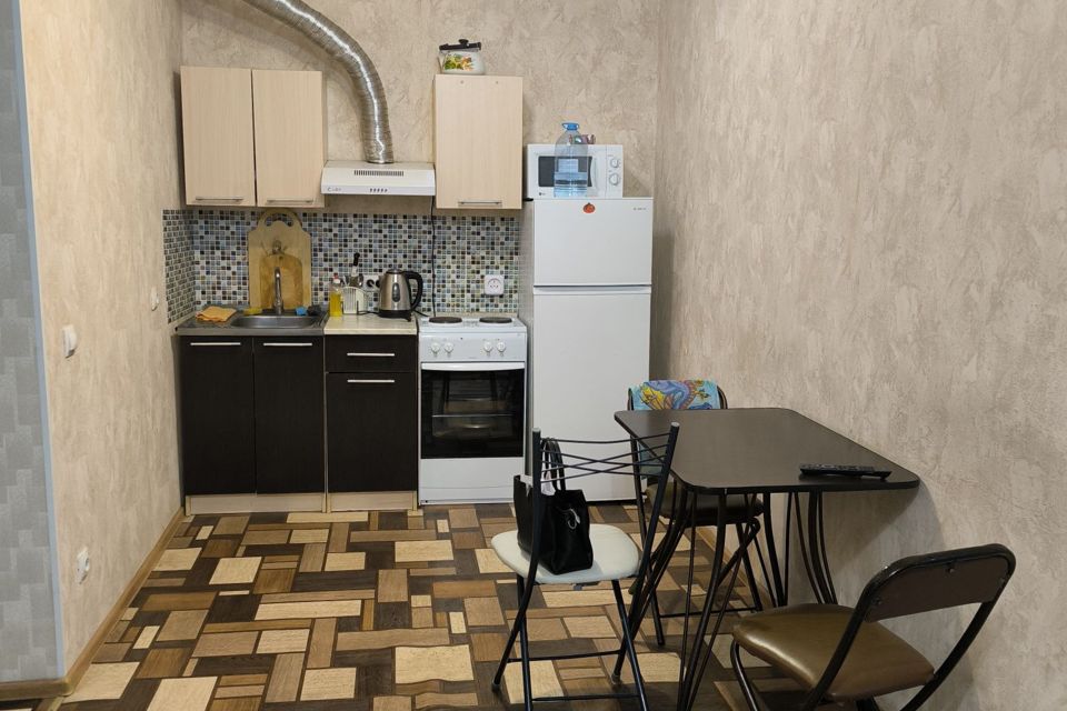 Продаётся 1-комнатная квартира, 42.1 м²