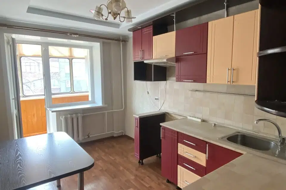 Продаётся 3-комнатная квартира, 63 м²