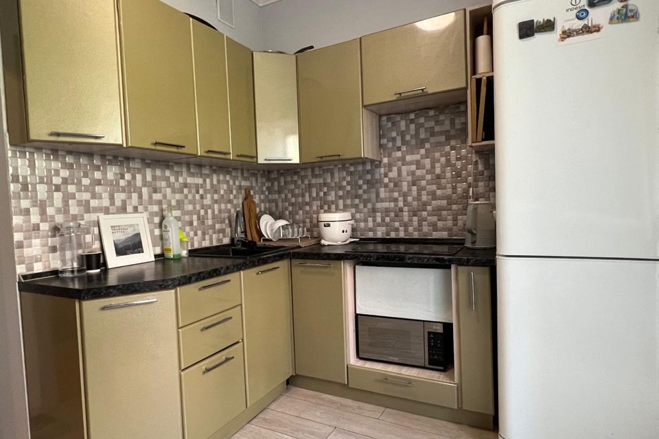 Продаётся 1-комнатная квартира, 37 м²