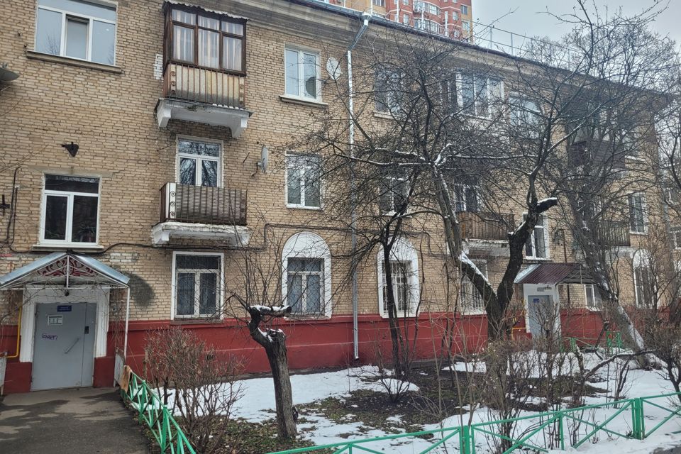 Продаётся комната в 3-комн. квартире, 12 м²