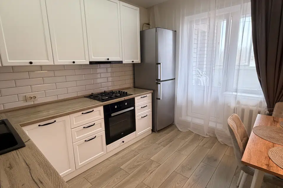 Продаётся 2-комнатная квартира, 56 м²