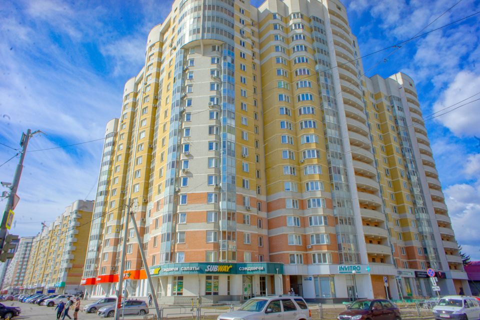 Продаётся 3-комнатная квартира, 82.6 м²