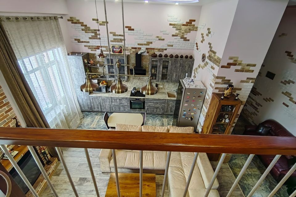 Продаётся 2-комнатная квартира, 76 м²
