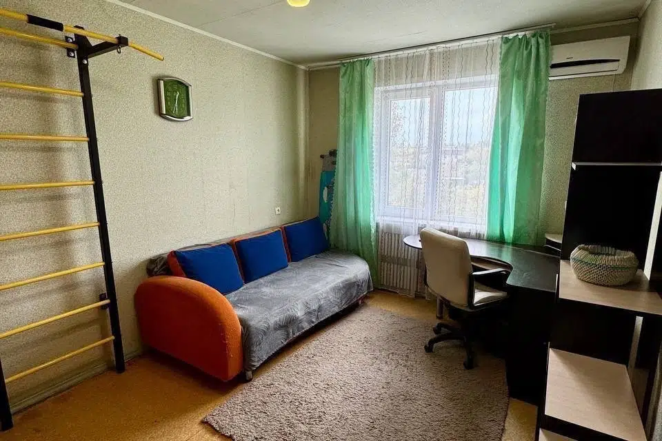Продаётся 3-комнатная квартира, 60 м²