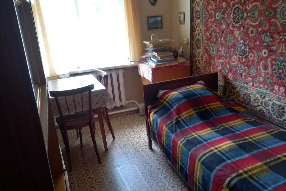 Продаётся 3-комнатная квартира, 57 м²