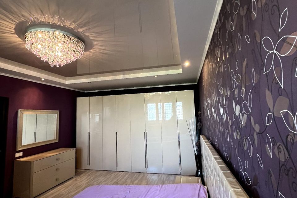 Продаётся 2-комнатная квартира, 80.1 м²