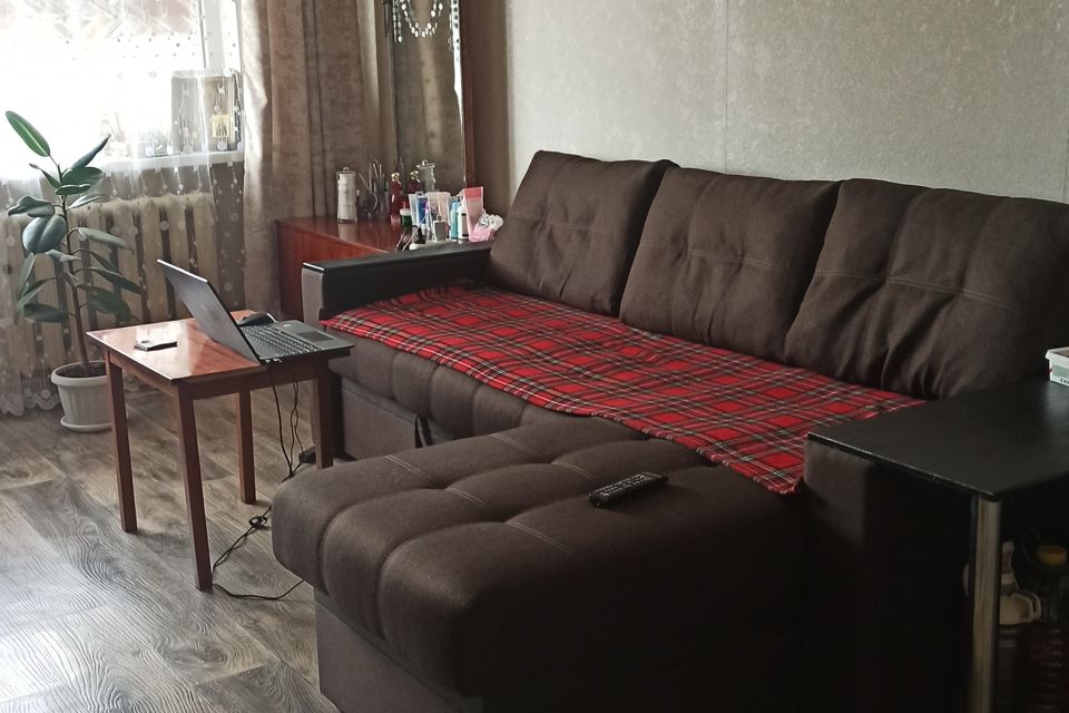 Продаётся 3-комнатная квартира, 57.4 м²