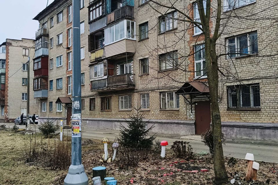 Продаётся комната в 4-комн. квартире, 11.1 м²