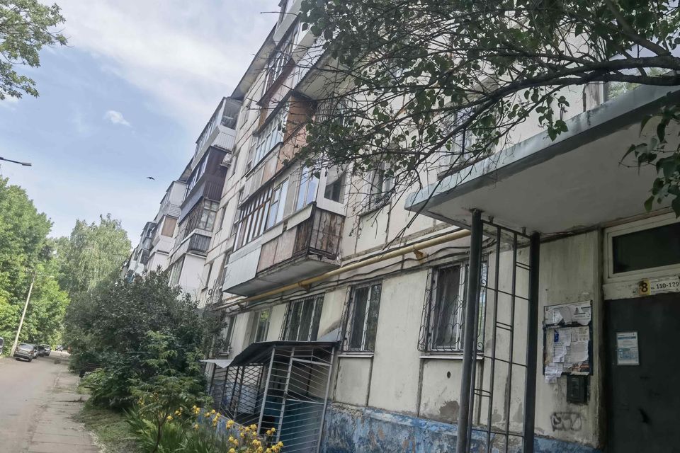 Продаётся 4-комнатная квартира, 63.9 м²