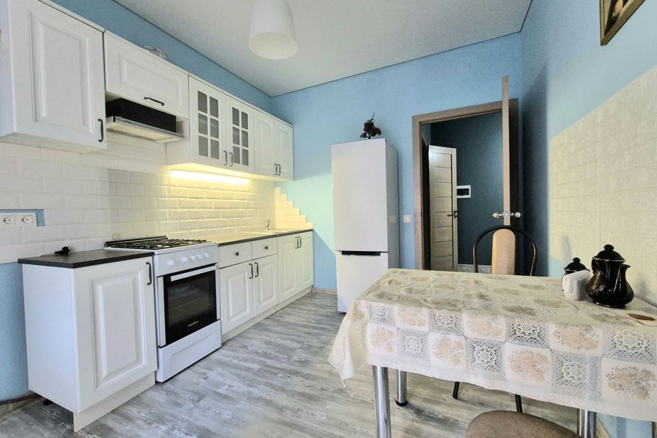 Сдаётся 1-комнатная квартира, 40 м²